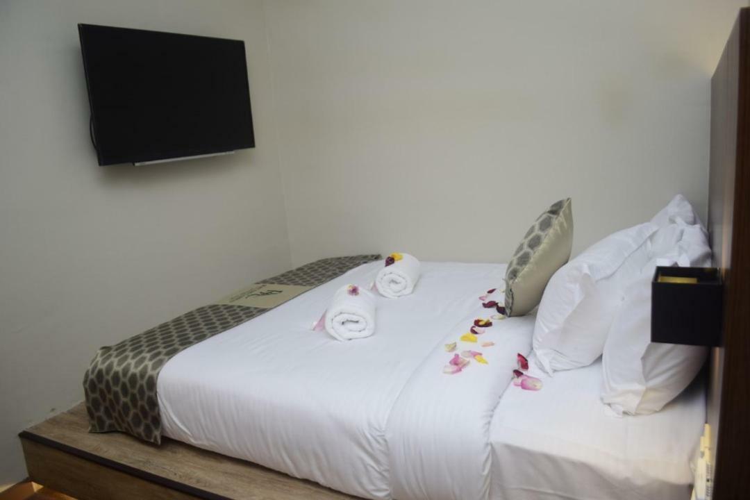 Rest And Comfort Boutique Hotel Kuala Terengganu Buitenkant foto