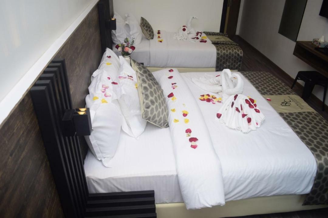 Rest And Comfort Boutique Hotel Kuala Terengganu Buitenkant foto