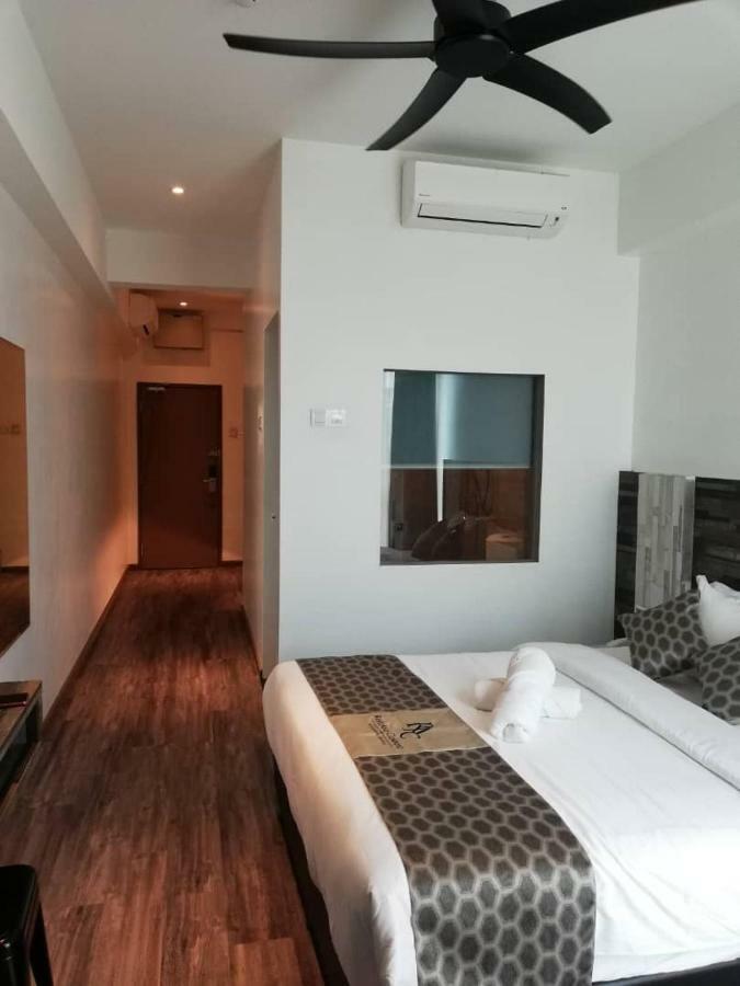 Rest And Comfort Boutique Hotel Kuala Terengganu Buitenkant foto